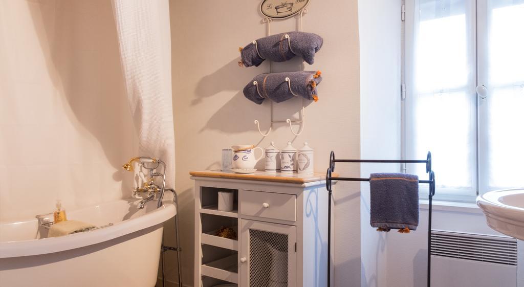 Les Petites Vosges Bed & Breakfast Bagneres-de-Bigorre Ruang foto